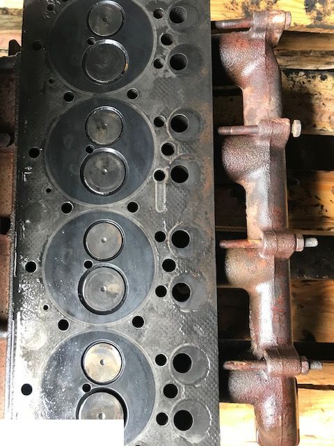 Valtra 420 dsre - Głowica Silnika