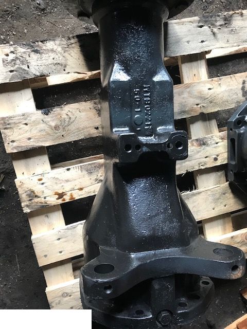 Valtra 800 - Zwolnica Tylna