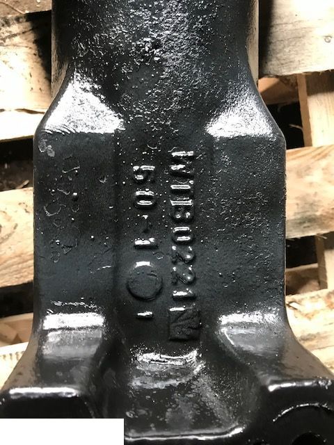 Valtra 800 - Zwolnica Tylna