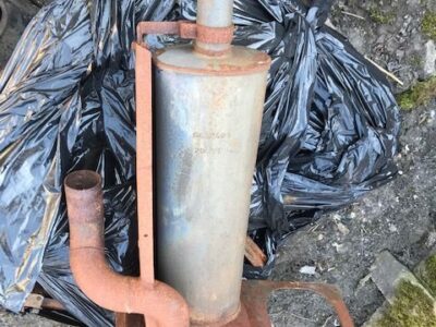 Volvo L30 L35 Tłumik / Wydech