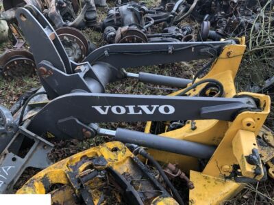 VOLVO L35 Siłownik Do Podnoszenia Ramienia Ładowarki Ramię