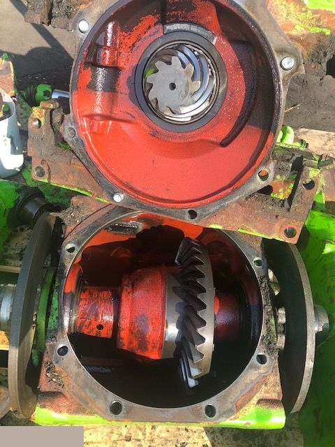 Merlo - Mechanizm Róźnicowy Atak Półosie Koło talerzowe