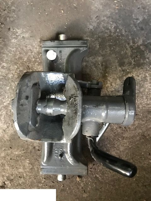 Zaczep John Deere - Nowy Model 39 cm