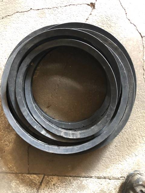 061353.1 Pasek klinowy klasyczny C x 8324 la