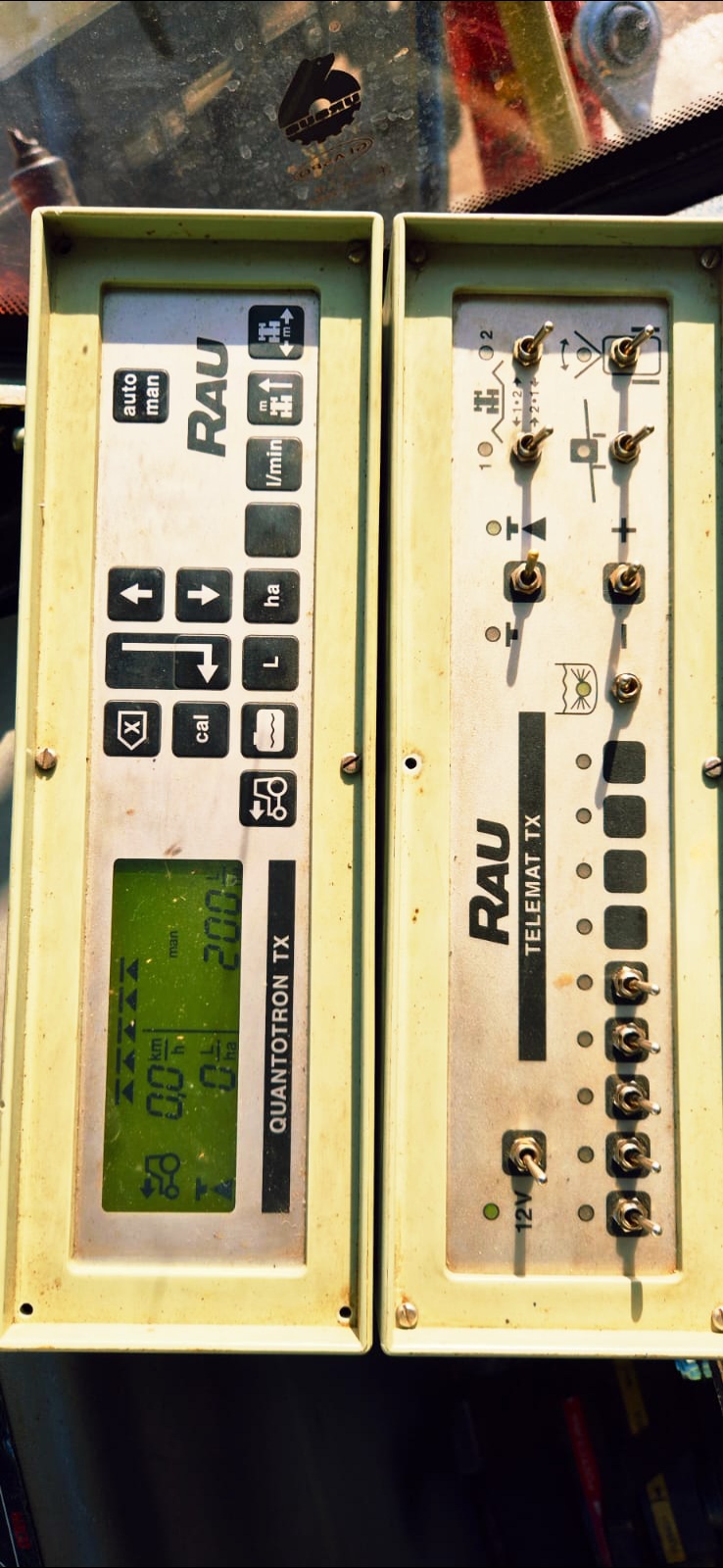 Opryskiwacz Rau Ikarus 30 Kverneland