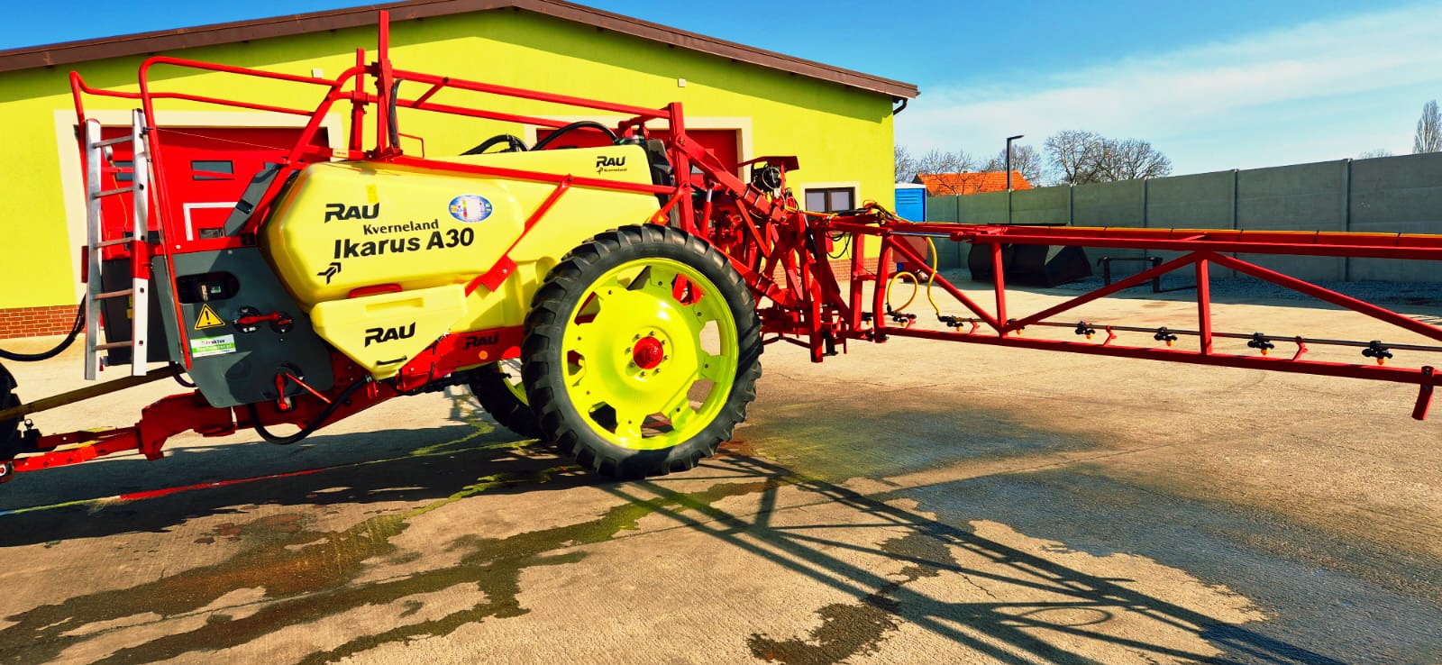Opryskiwacz Rau Ikarus 30 Kverneland