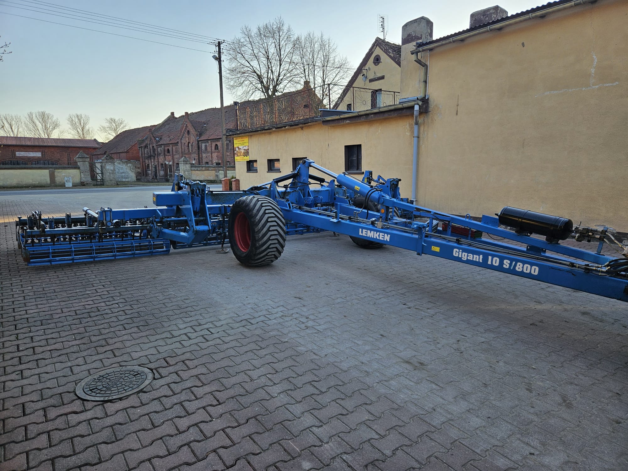 Lemken Gigant kompaktor 8m
