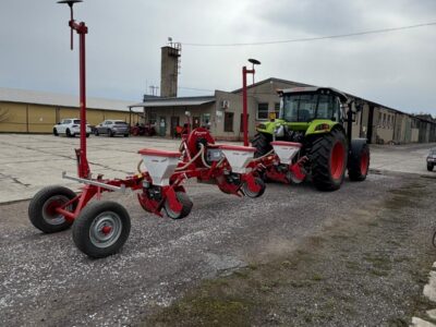 Siewnik do kukurydzy, słonecznika z dyni Kverneland e-drive 4 rzędy