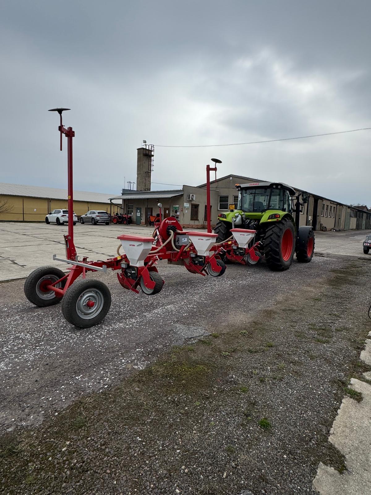 Siewnik do kukurydzy, słonecznika z dyni Kverneland e-drive 4 rzędy