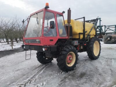 Opryskiwacz samojezdny