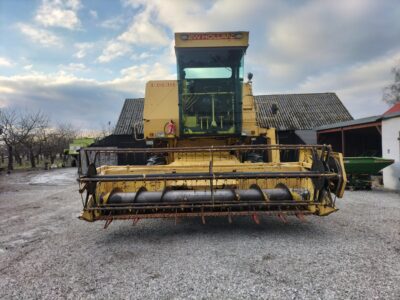 New Holland 8060