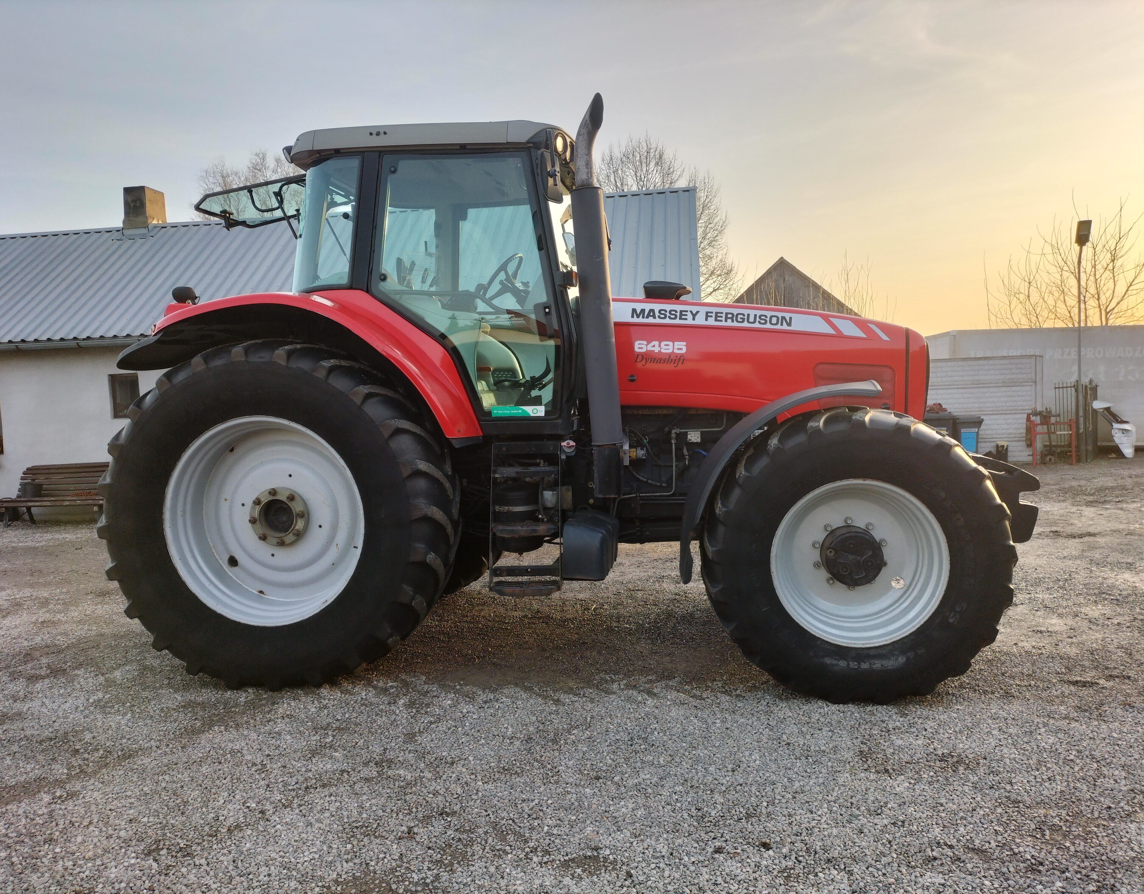 Massey Ferguson 6495