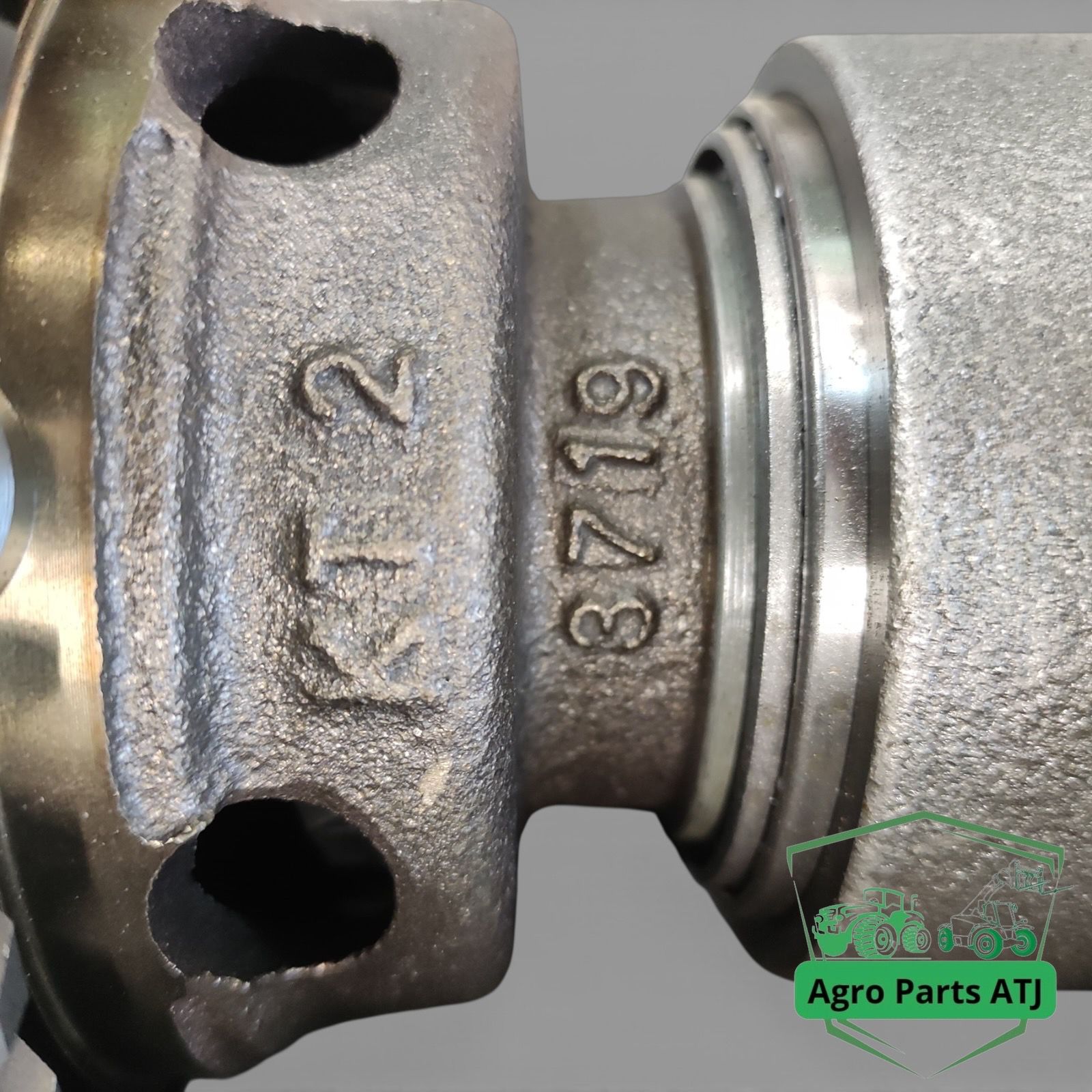 Mechanizm różnicowy Wałek Ataku Koło talerzowe M120DT Kubota M135 GX