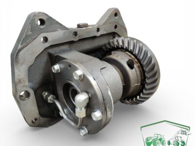 Mechanizm różnicowy Wałek Ataku Koło talerzowe M120DT Kubota M135 GX