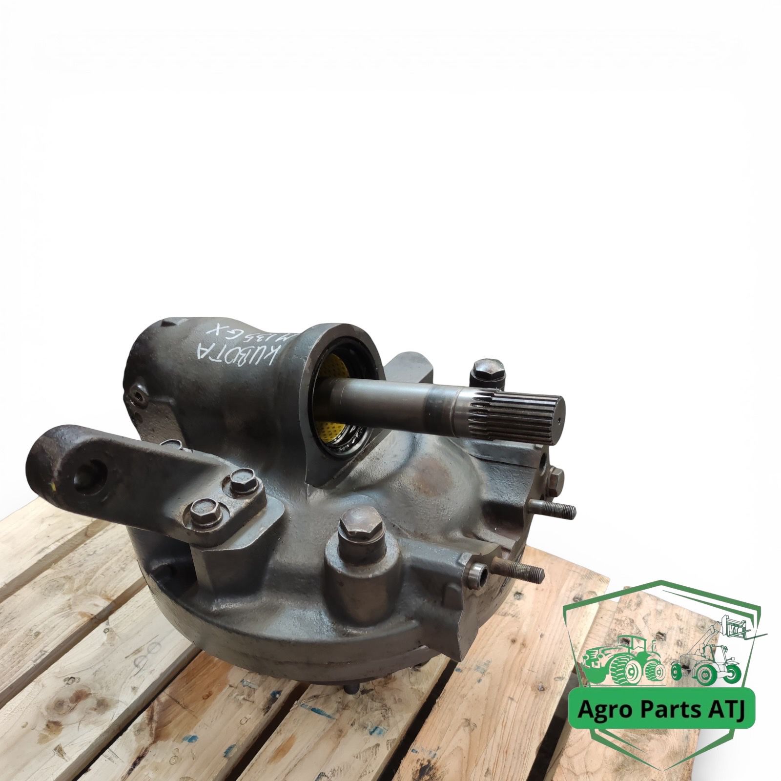 Kubota M 135 GX 39231 M12ODT Zwrotnica Zwolnica Reduktor Przegub