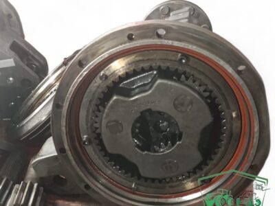 Zwolnica Tylna Reduktor 269B5 835B2 3798516M14 Massey Ferguson 5445