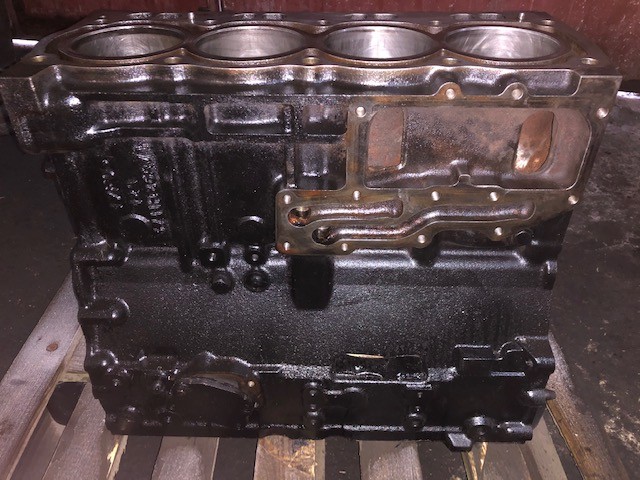 BLOK CYLINDRÓW Caterpillar C4.4 3711H26A/1 | PERKINS Blok silnika 1104D-44T 1104C-44T