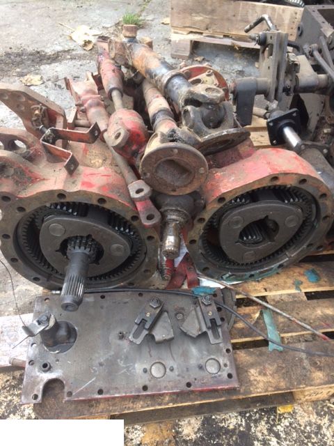 CASE 995 - Zwolnice [CZĘŚCI]