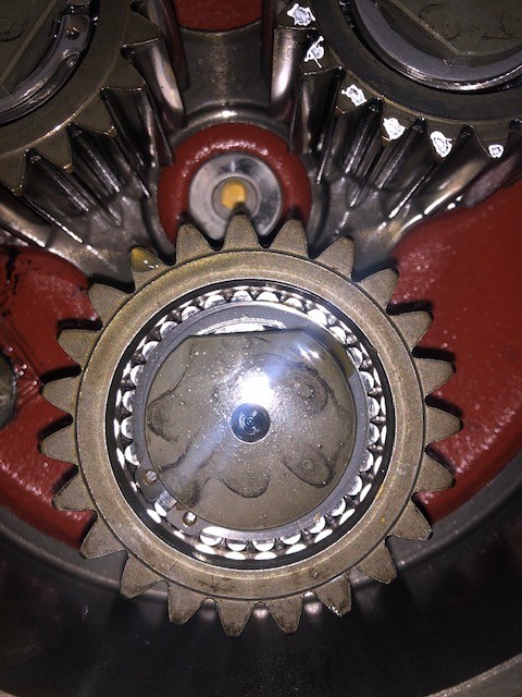 CAT 906 - Zwolnica | Piasta | [CZĘŚCI] - Carraro 11812