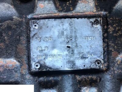 Caterpillar 906 - Obudowa Mostu