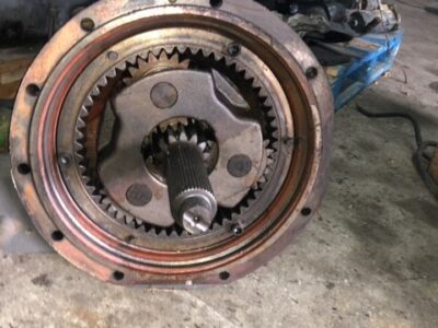 Claas Ares 617 | Claas Ares 657 - Zwolnica - Zwrotnica - Półoś - Skrzynia - Silnik - Siłowniki