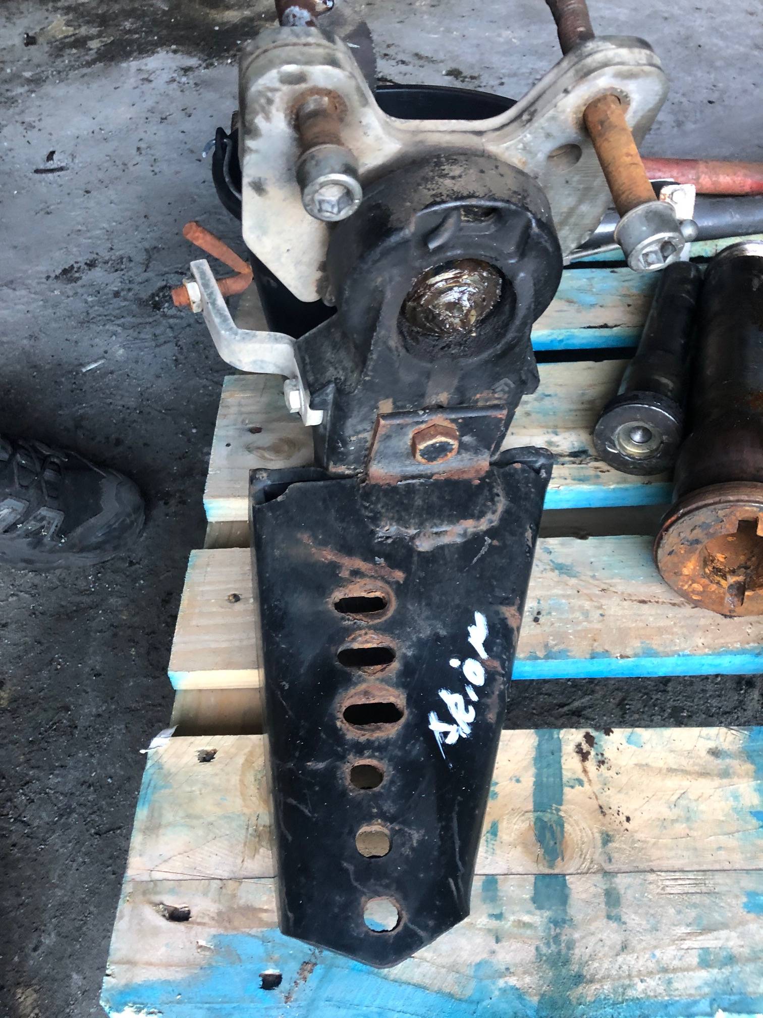 Claas Ares - Oś Przednia Amortyzowana [CZĘŚCI]