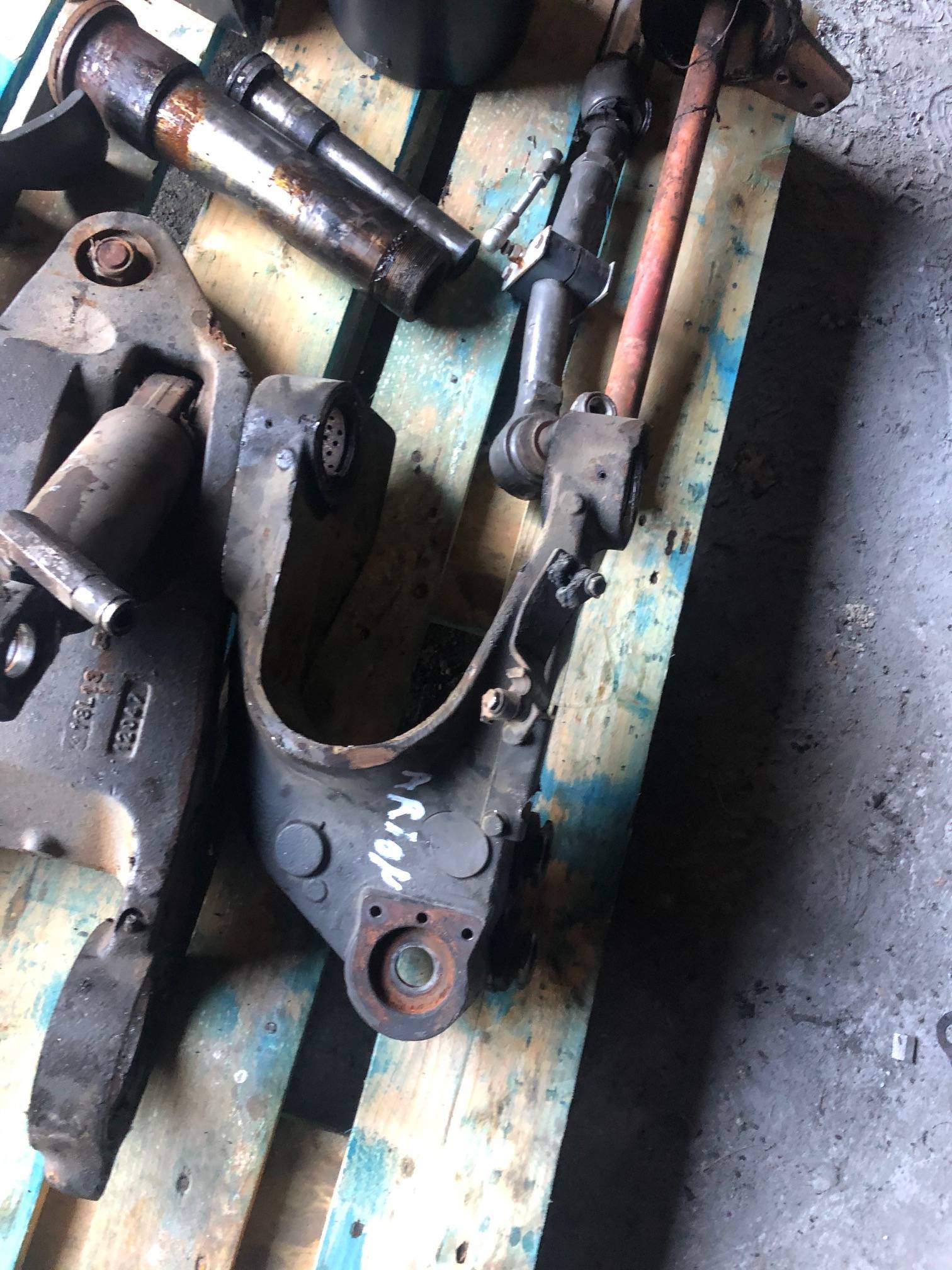 Claas Ares - Oś Przednia Amortyzowana [CZĘŚCI]