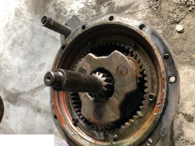 Claas Ares - Zwolnica