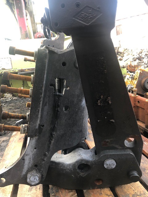 Claas Arion 620 - Przedni Podnośnik TUZ