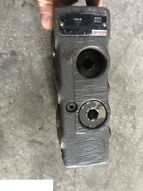 Claas Arion - Blok Zaworowy REXROTH