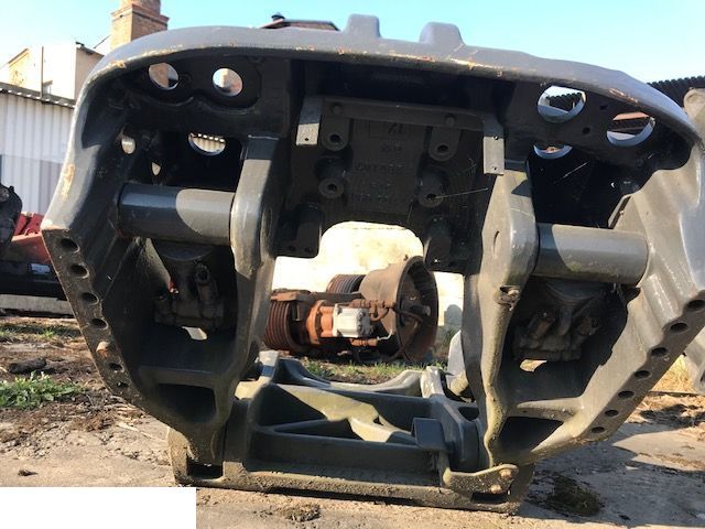 Claas Axion 2700 - Przedni Podnośnik