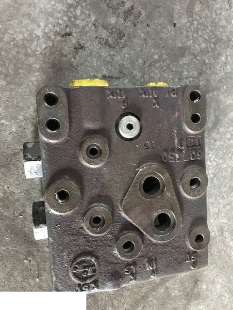 Claas Axion - Blok Zaworowy REXROTH