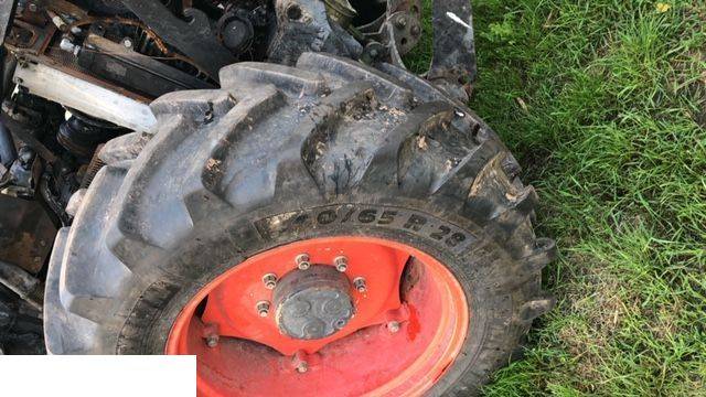 Claas Axos 340 CX - Zwolnica - Zwrotnica - Półoś - Skrzynia - Silnik - Siłowniki