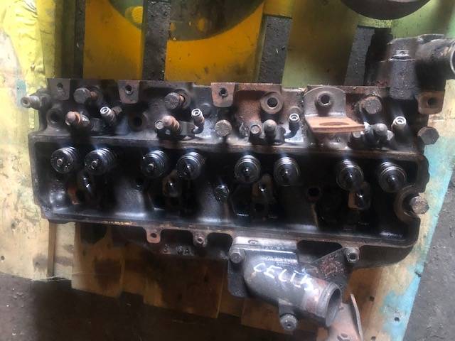 Claas Celtis - Głowica Cylindrów