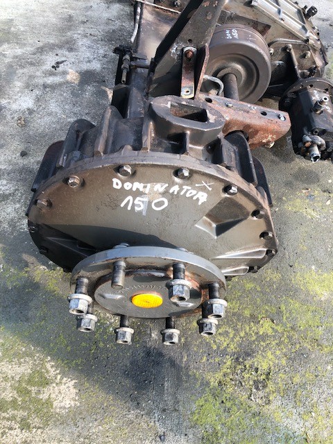 Claas Dominator 150 - Zwolnica