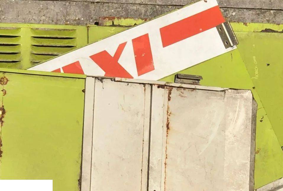 Claas Mega Dominator 76 | 78 | 88 | 96 | 106 | 108 - OSŁONY ~ BLACHY - Część Oryginalna