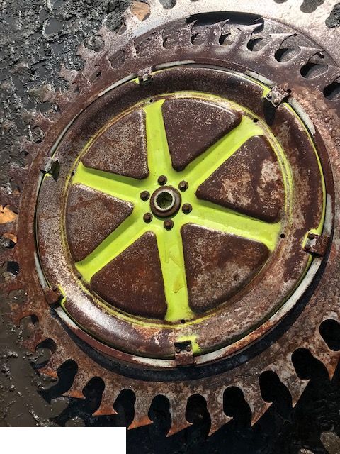 Claas RU 450 - Tarcza Noźowa