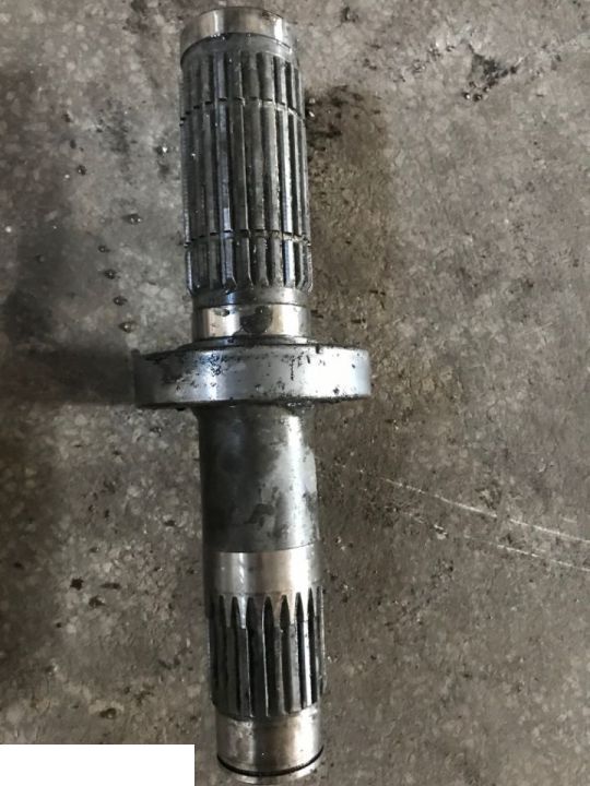 Claas RU 600 XTRA - Oś Przekładni