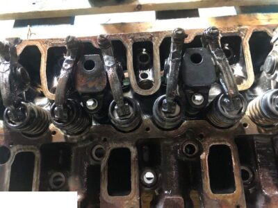 Deutz bf4m2012 - Głowica