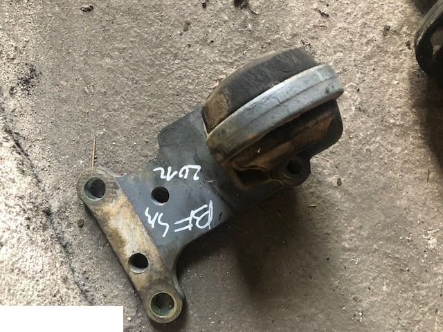 Deutz bf4m2012 - Łapa Poduszka Silnika