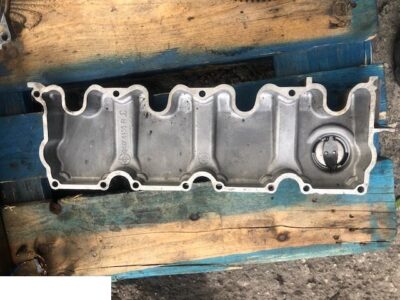 Deutz f4l1011 - Pokrywa Zaworowa