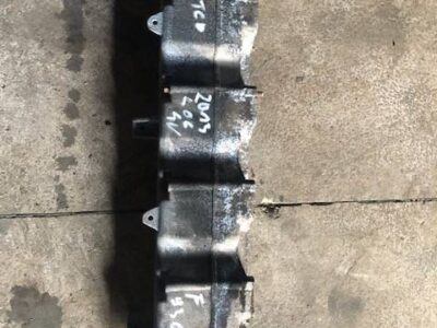 Deutz TCD 2013 L06 - Pokrywa Zaworowa