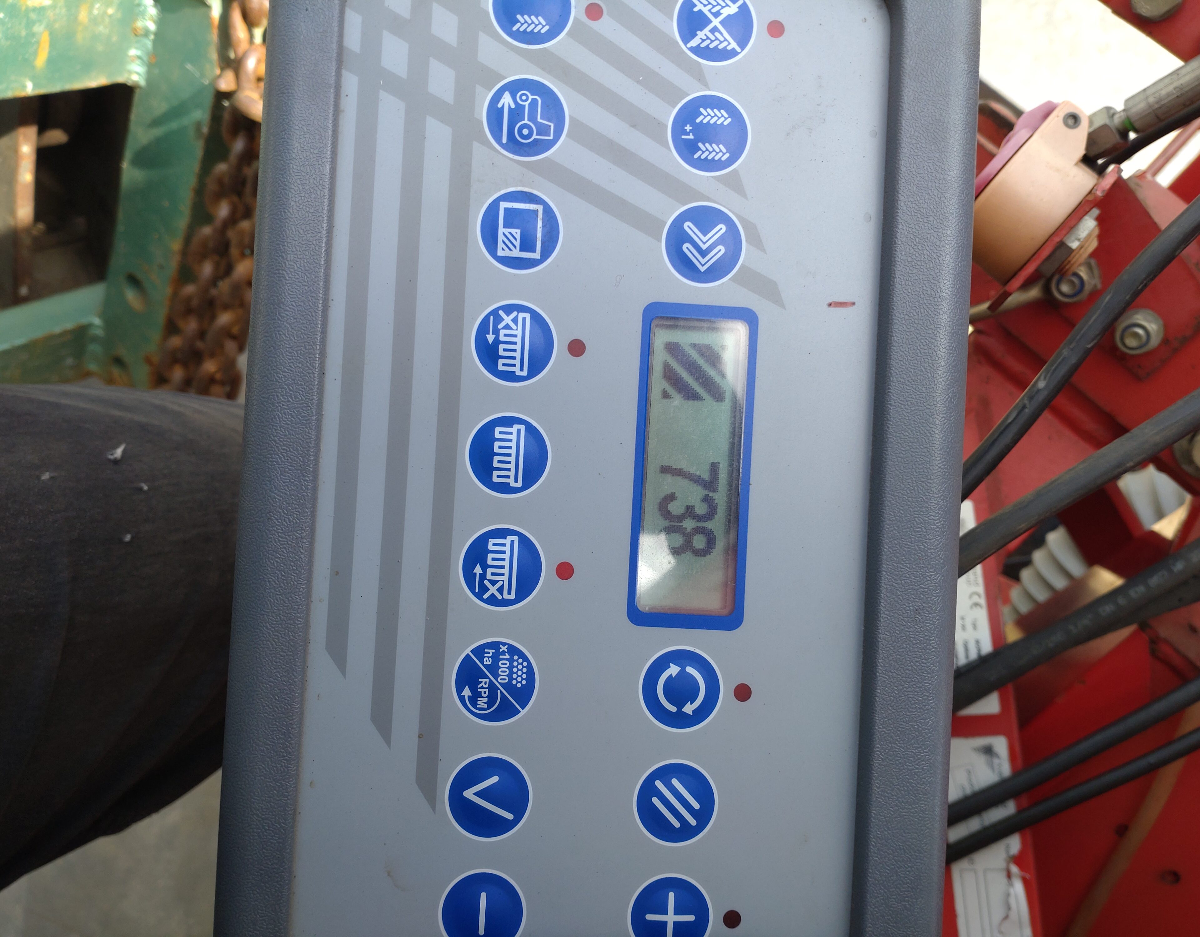 Siewnik Kverneland optima hd