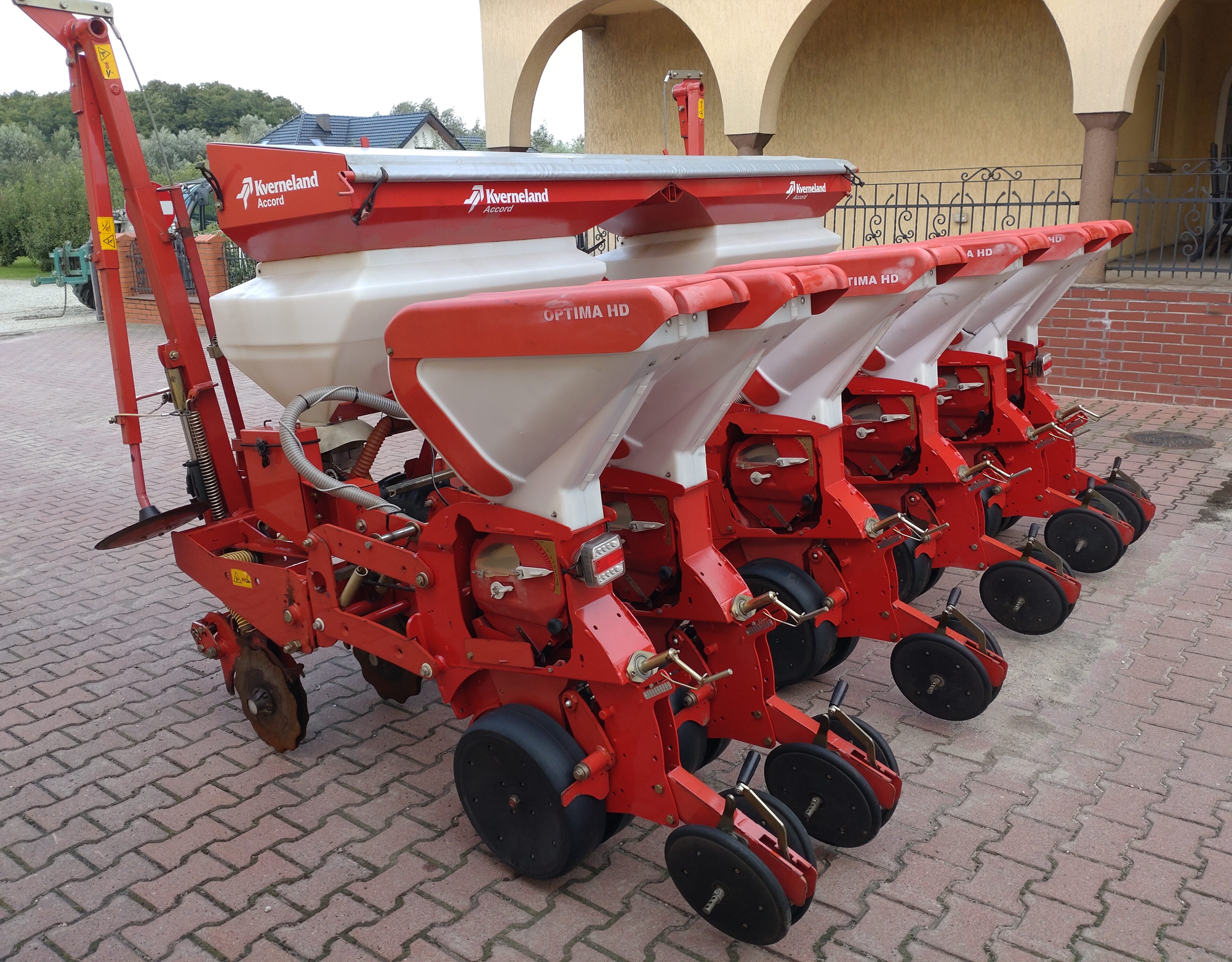 Siewnik Kverneland optima hd