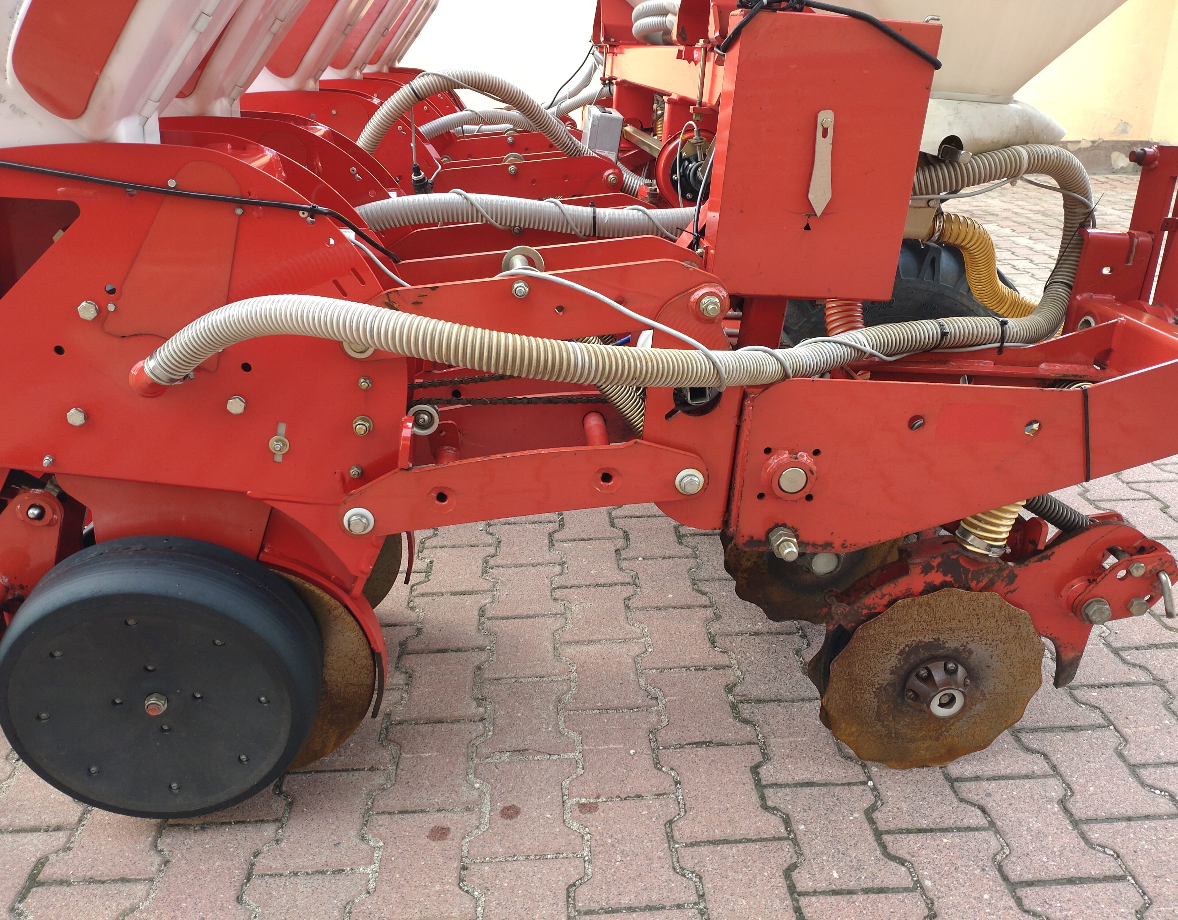 Siewnik Kverneland optima hd