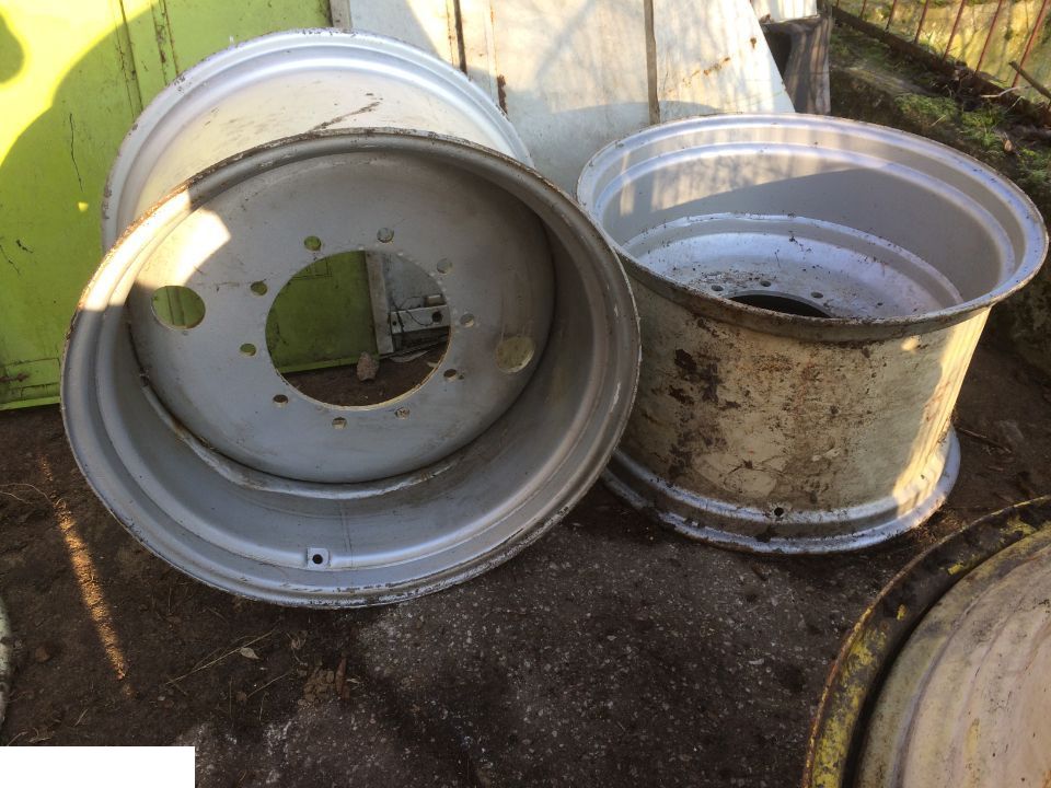 Felga W18Lx28 , felga 18x28 Case Massey Ferguson