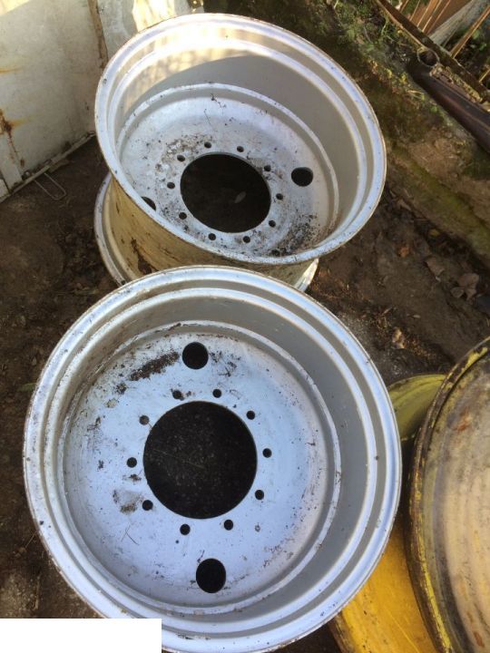 Felga W18Lx28 , felga 18x28 Case Massey Ferguson