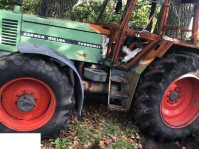 Fendt 312 LSA | Fendt 312 - Zwolnica - Zwrotnica - Półoś - Skrzynia - Silnik - Siłowniki