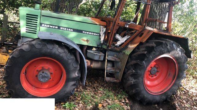 Fendt 312 LSA | Fendt 312 - Zwolnica - Zwrotnica - Półoś - Skrzynia - Silnik - Siłowniki