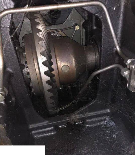 Fendt 814 - 816 - 818 - 820 - 822 - Zwolnica - Zwrotnica - Półoś - Skrzynia - Silnik - Siłowniki